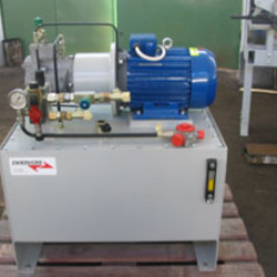 Zasilacze hydrauliczne